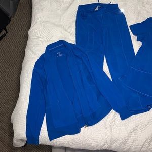 Cherokee infinity scrub set and jacket